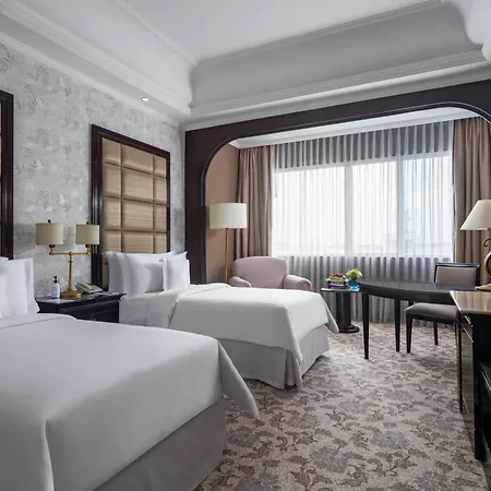 The Papandayan Hotel Bandung Room photo